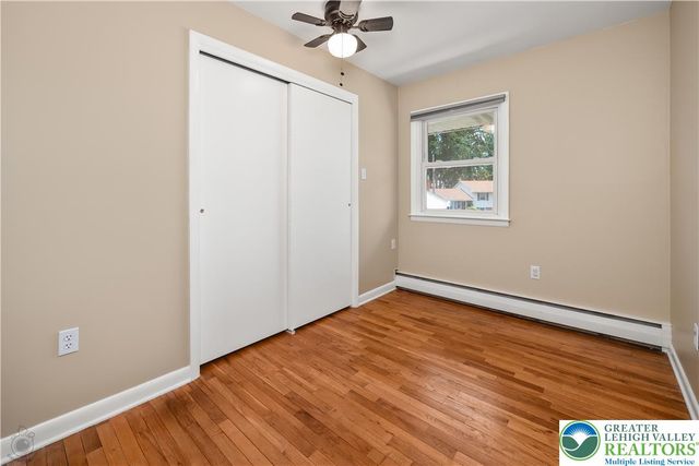 1835 Pinehurst Road, Bethlehem City, PA 18018