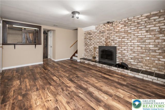 1835 Pinehurst Road, Bethlehem City, PA 18018