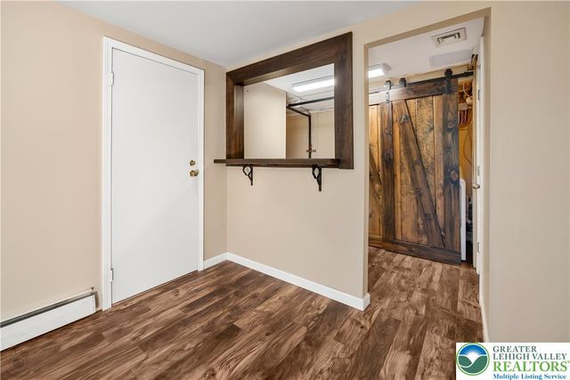 1835 Pinehurst Road, Bethlehem City, PA 18018
