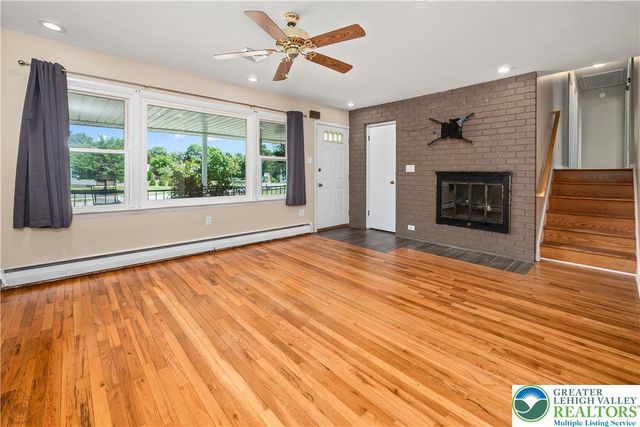 1835 Pinehurst Road, Bethlehem City, PA 18018