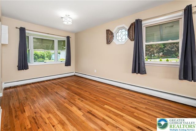 1835 Pinehurst Road, Bethlehem City, PA 18018