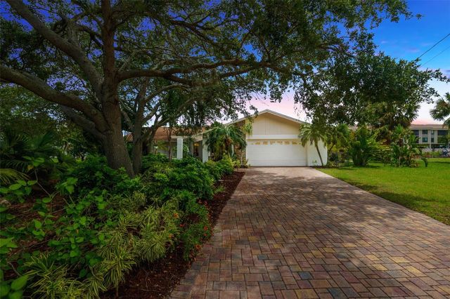8143 CHANNEL DRIVE, Port Richey, FL 34668