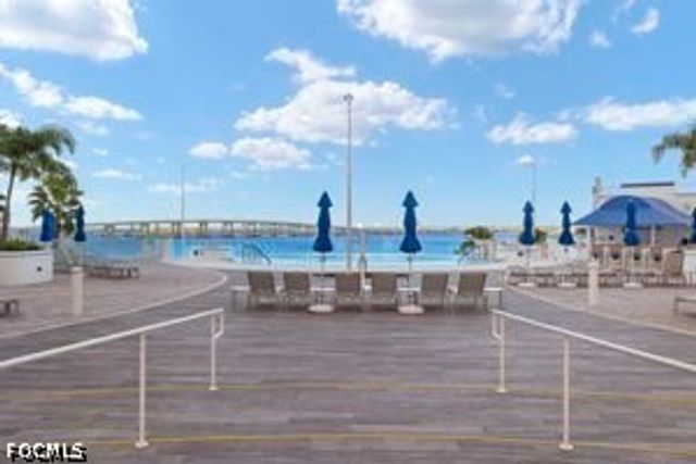 2743 1st ST 904, Fort Myers, FL 33916