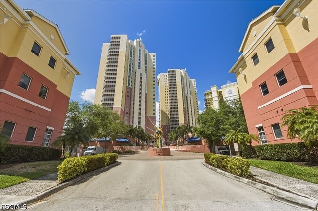 2743 1st ST 904, Fort Myers, FL 33916