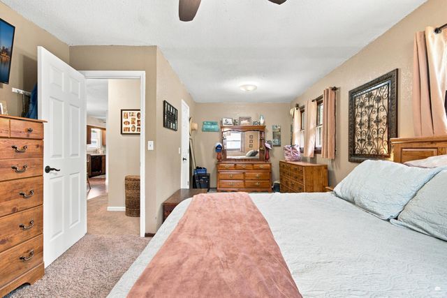 1925 Strong Avenue, Manhattan, KS 66502