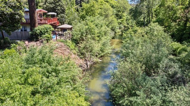 460 River Road, Felton, CA 95018