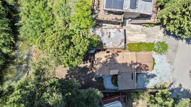460 River Road, Felton, CA 95018