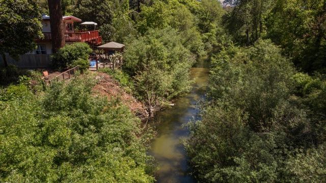 460 River Road, Felton, CA 95018