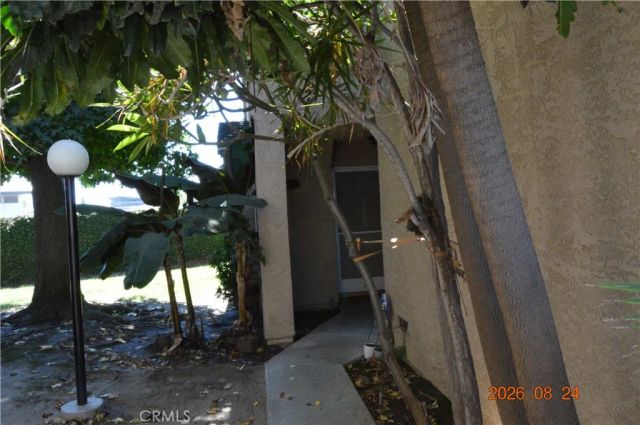 681 N Lark Ellen, Covina, CA 91722