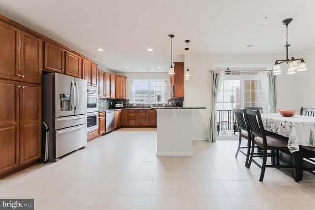 42590 HOLLYHOCK TER, Brambleton, VA 20148