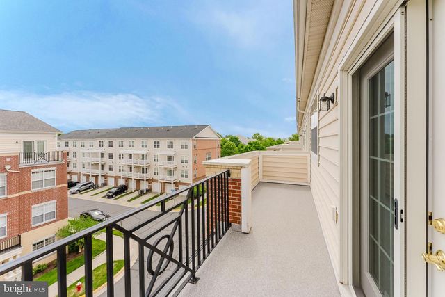42590 HOLLYHOCK TER, Brambleton, VA 20148