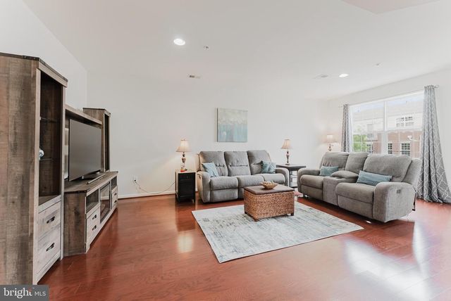 42590 HOLLYHOCK TER, Brambleton, VA 20148