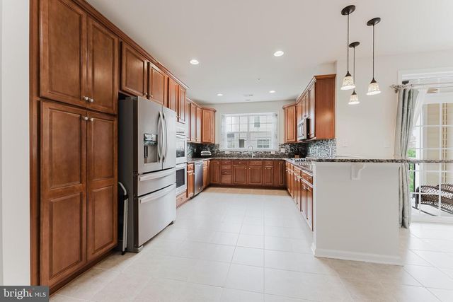 42590 HOLLYHOCK TER, Brambleton, VA 20148