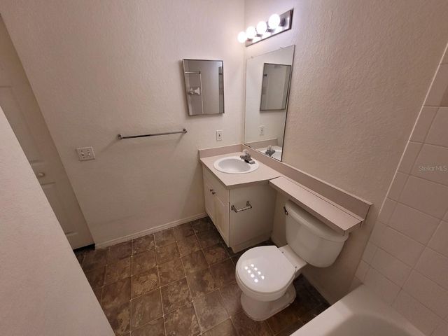 5914 WILLOW RIDGE DRIVE 101, Zephyrhills, FL 33541