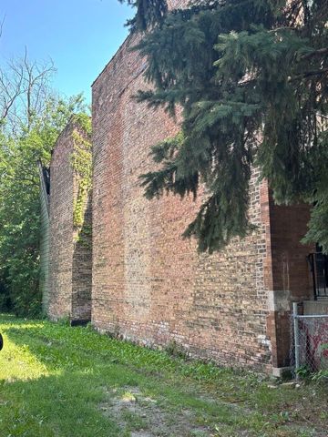 5951 S Elizabeth Street, Chicago, IL 60636