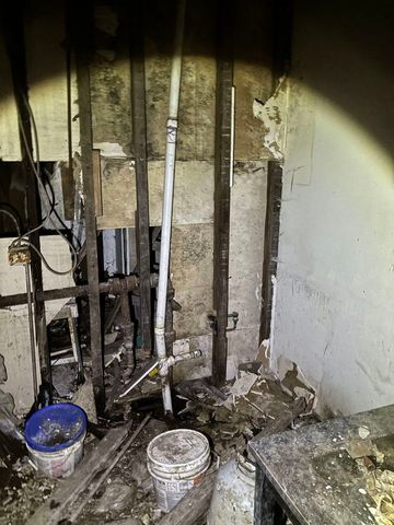 5951 S Elizabeth Street, Chicago, IL 60636