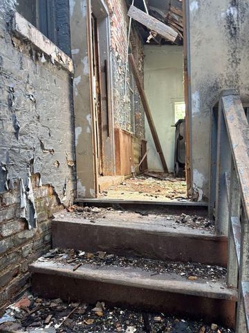 5951 S Elizabeth Street, Chicago, IL 60636