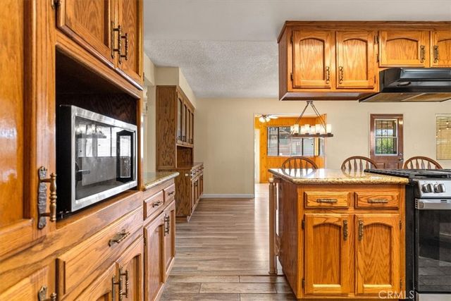 22020 Westwood, Tehachapi, CA 93561
