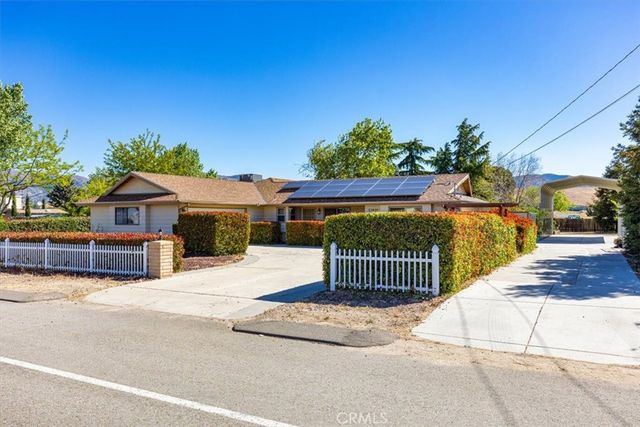 22020 Westwood, Tehachapi, CA 93561