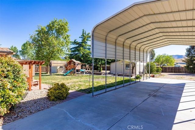 22020 Westwood, Tehachapi, CA 93561