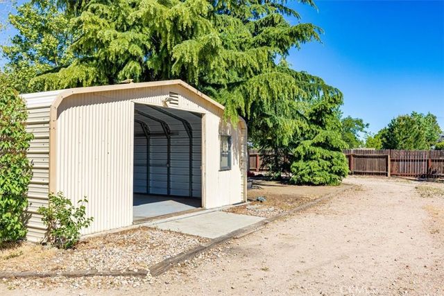 22020 Westwood, Tehachapi, CA 93561