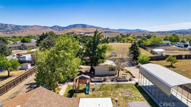 22020 Westwood, Tehachapi, CA 93561