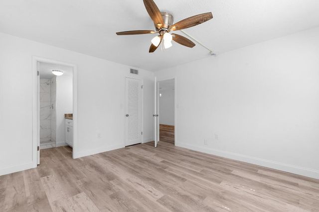 8000 Sunrise Lakes Drive E 112, Sunrise, FL 33322