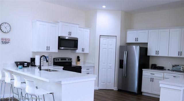 216 Grenada Street NE, Lake Placid, FL 33852