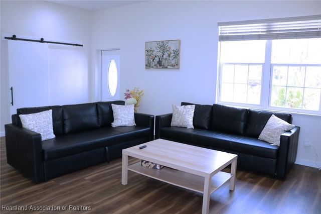 216 Grenada Street NE, Lake Placid, FL 33852