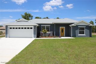 216 Grenada Street NE, Lake Placid, FL 33852