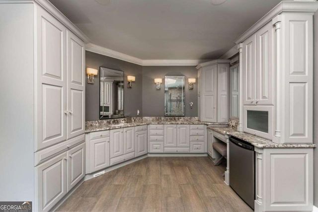 640 Goldpoint Trace, Woodstock, GA 30189