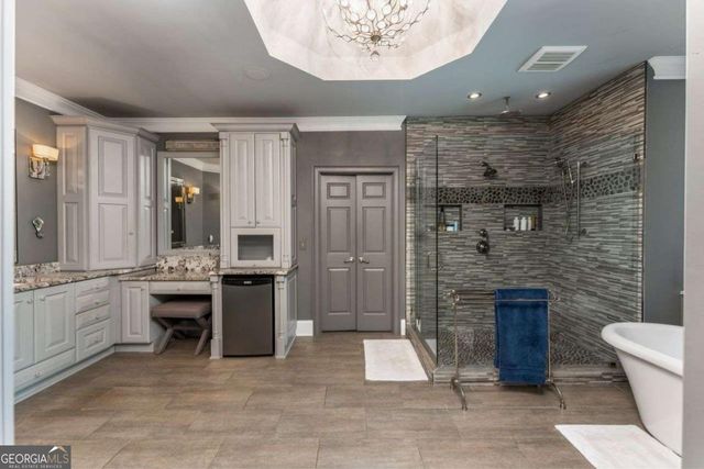 640 Goldpoint Trace, Woodstock, GA 30189