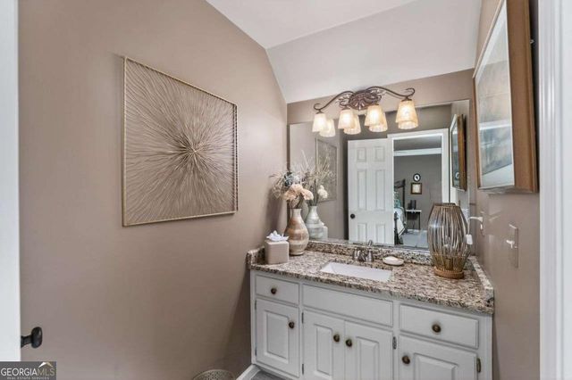 640 Goldpoint Trace, Woodstock, GA 30189
