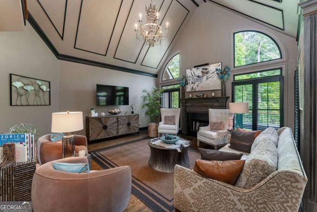640 Goldpoint Trace, Woodstock, GA 30189