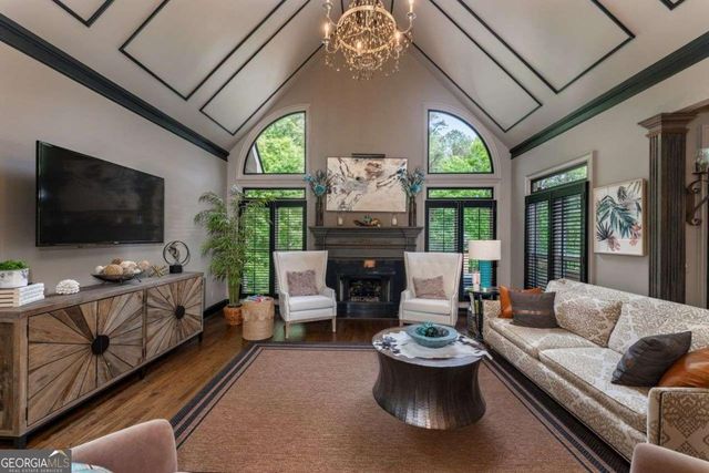 640 Goldpoint Trace, Woodstock, GA 30189