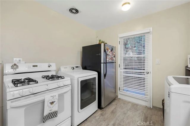 3619 W Myra Avenue, Anaheim, CA 92804