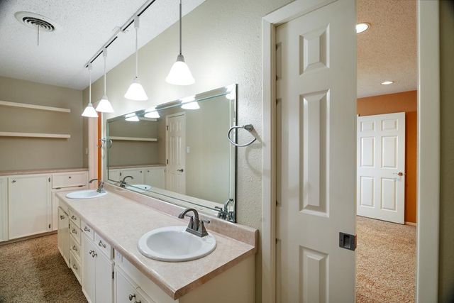 4 Glenwick Cove, Big Spring, TX 79720