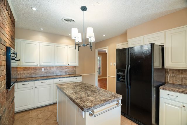 4 Glenwick Cove, Big Spring, TX 79720