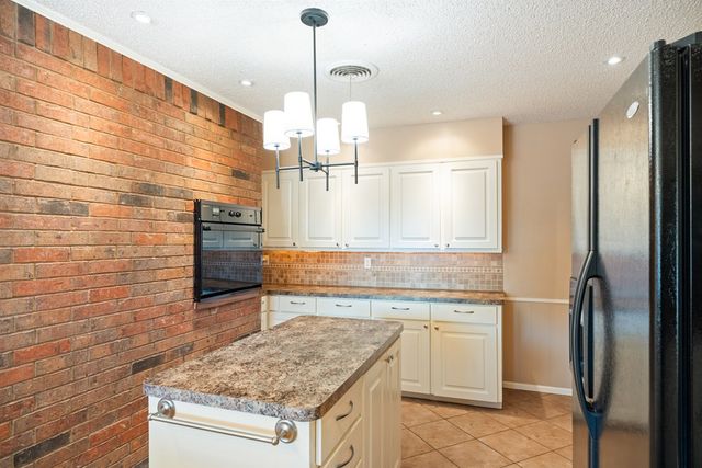 4 Glenwick Cove, Big Spring, TX 79720