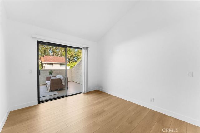 1066 Sunwood Lane, Oak Park, CA 91377
