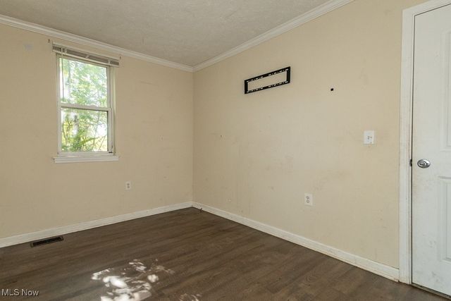 15114 Sunview Avenue, Cleveland, OH 44128