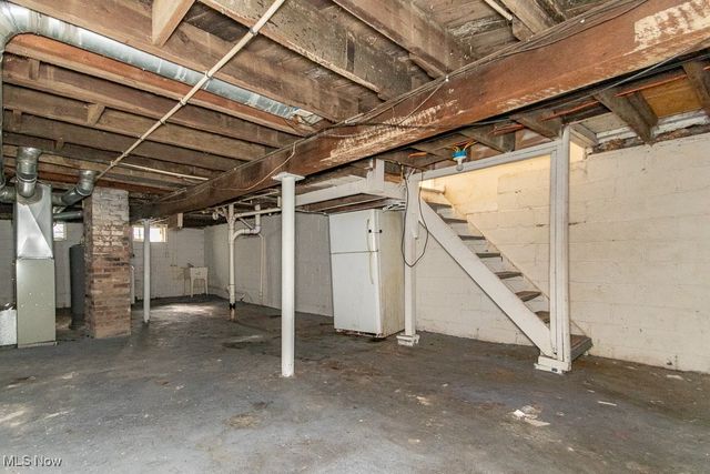 15114 Sunview Avenue, Cleveland, OH 44128