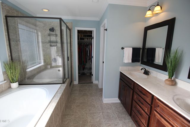 17 High Ridge Court, Willow Spring, NC 27592