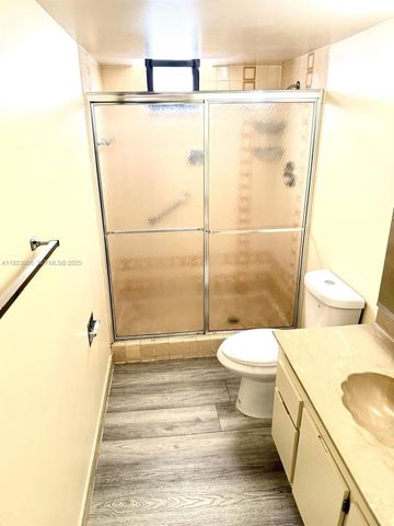 2500 Parkview Dr 1214, Hallandale Beach, FL 33009