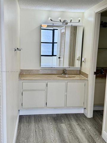 2500 Parkview Dr 1214, Hallandale Beach, FL 33009