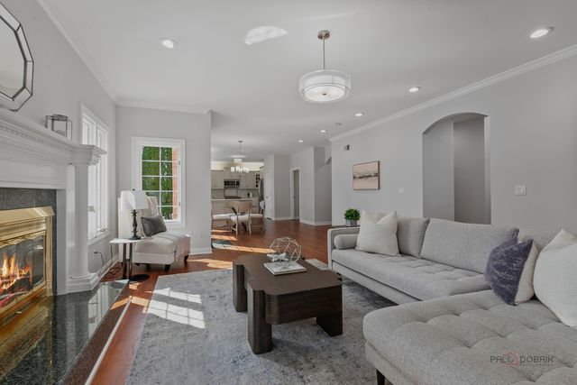 960 Danielson Court, Gurnee, IL 60031