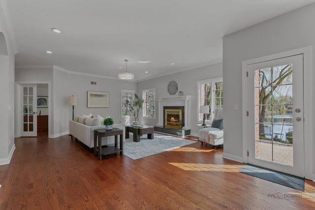 960 Danielson Court, Gurnee, IL 60031