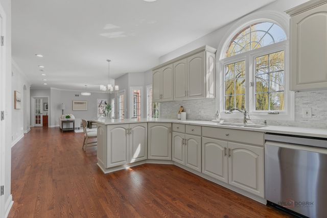 960 Danielson Court, Gurnee, IL 60031