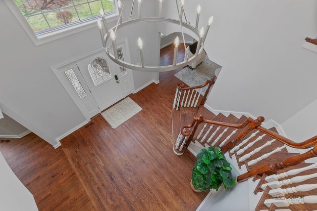 960 Danielson Court, Gurnee, IL 60031