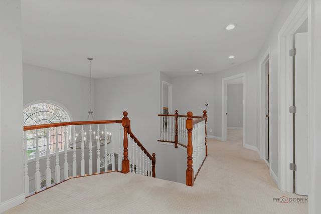 960 Danielson Court, Gurnee, IL 60031